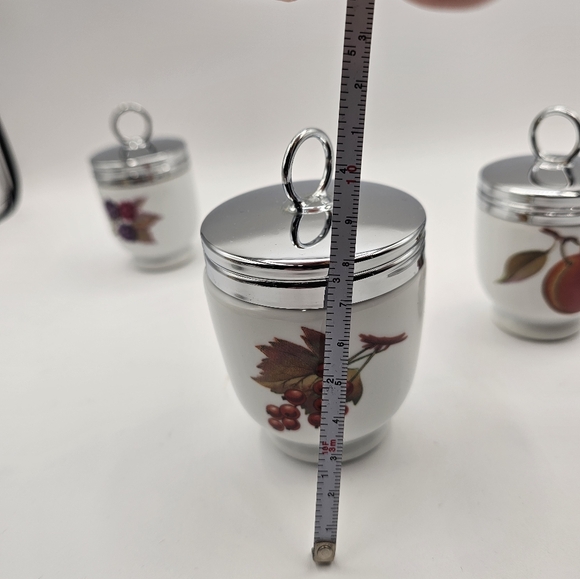 Royal worcester porcelain egg coddlers - Picture 11 of 12